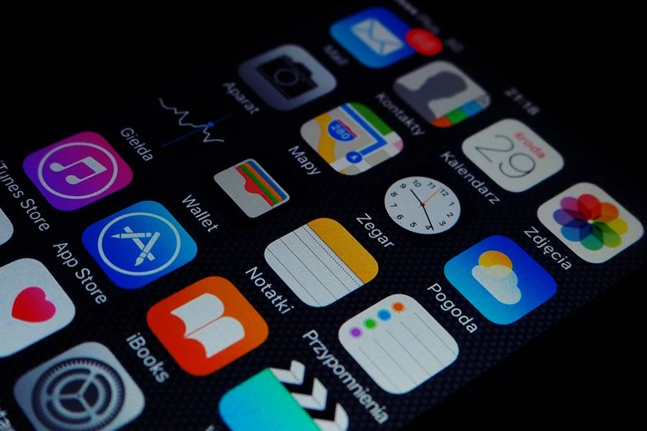Build a mobile app for your store without writing code | Devaito no-code app builder